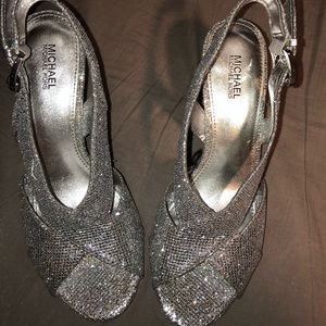 Micheal kors heels box and all